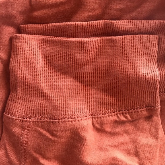 NEW Women’s Relaxed Fit Fleece Jogger Pumpkin Color Plus Size - Picture 8 of 10